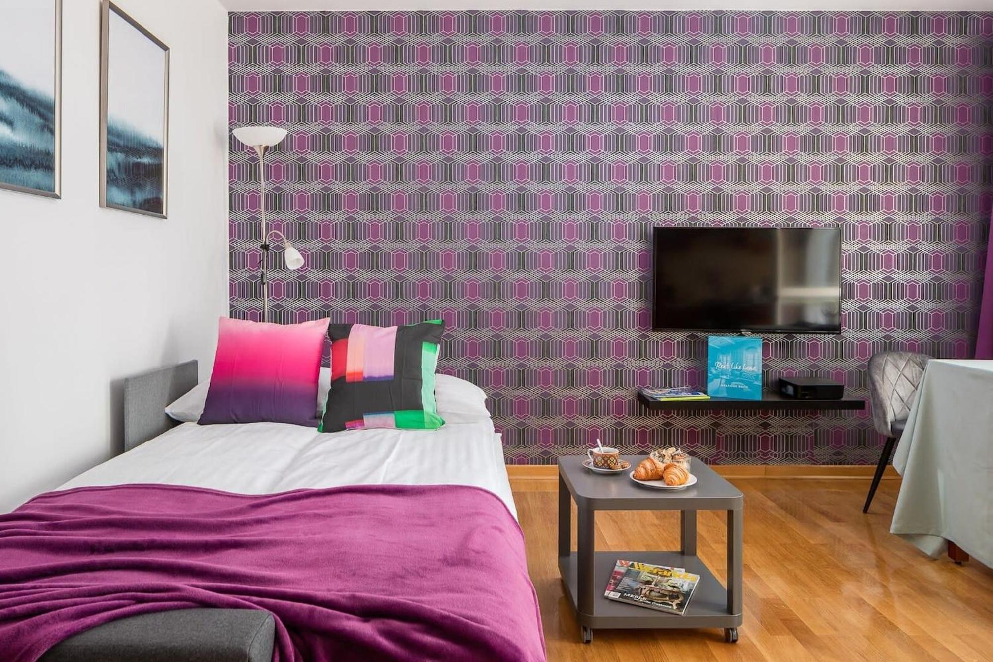 Elektoralna 12A - Colorful Apartment With Balcony By Noclegi Renters Βαρσοβία Εξωτερικό φωτογραφία